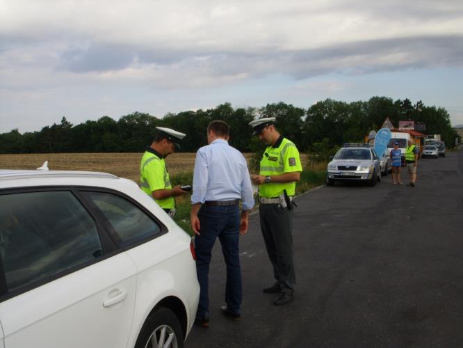 Řídím, piju nealko v Lounech