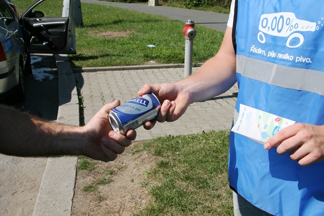 Řídím, piju nealko 7.jpg