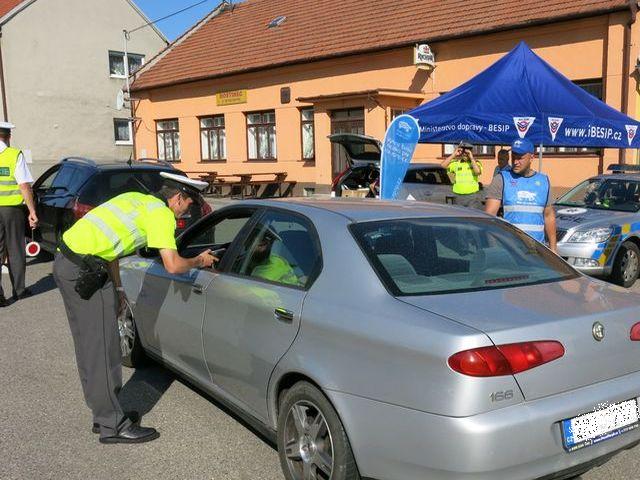 Řídím, piju nealko pivo