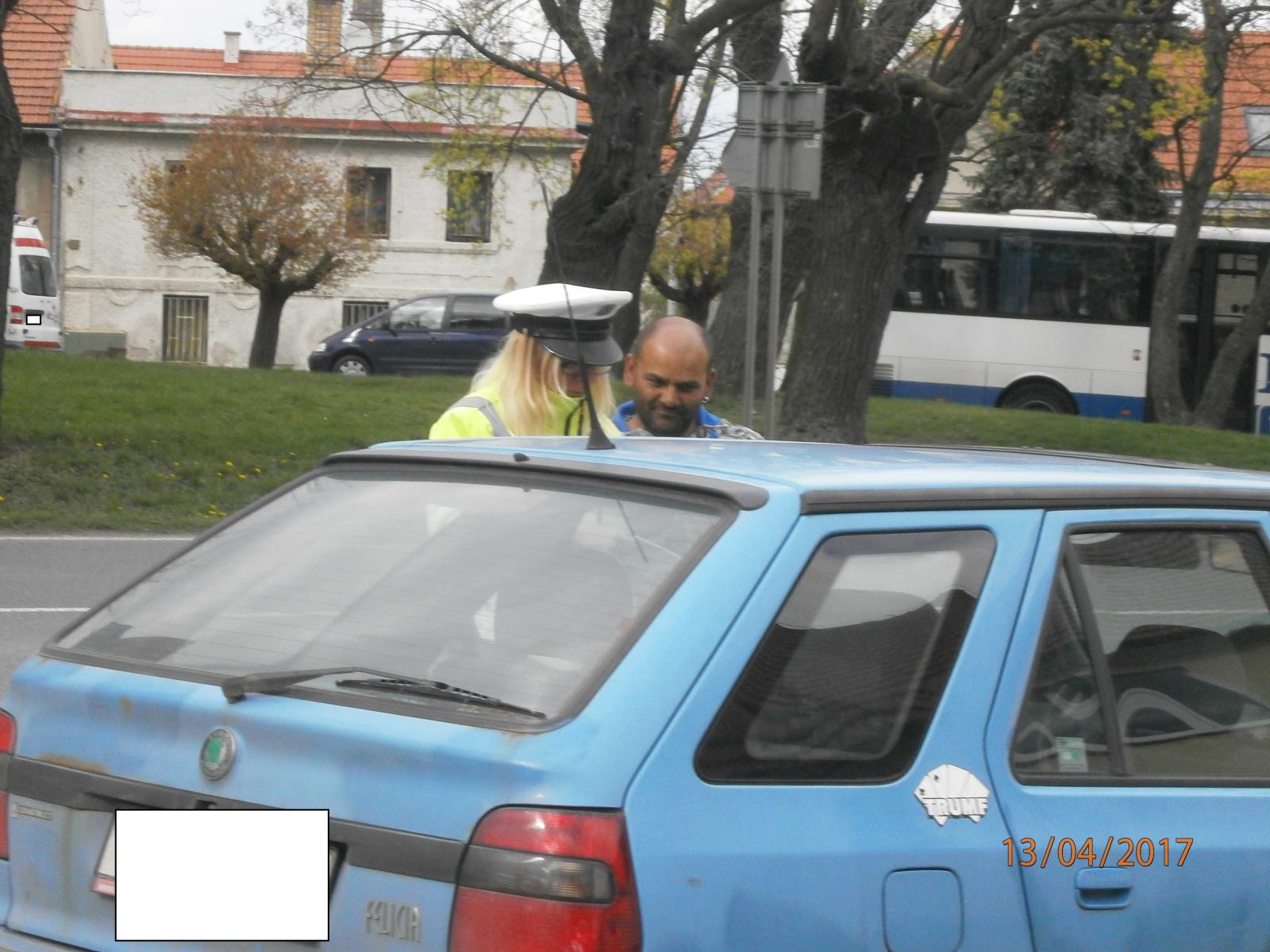 Řídím,  piju nealko pivo