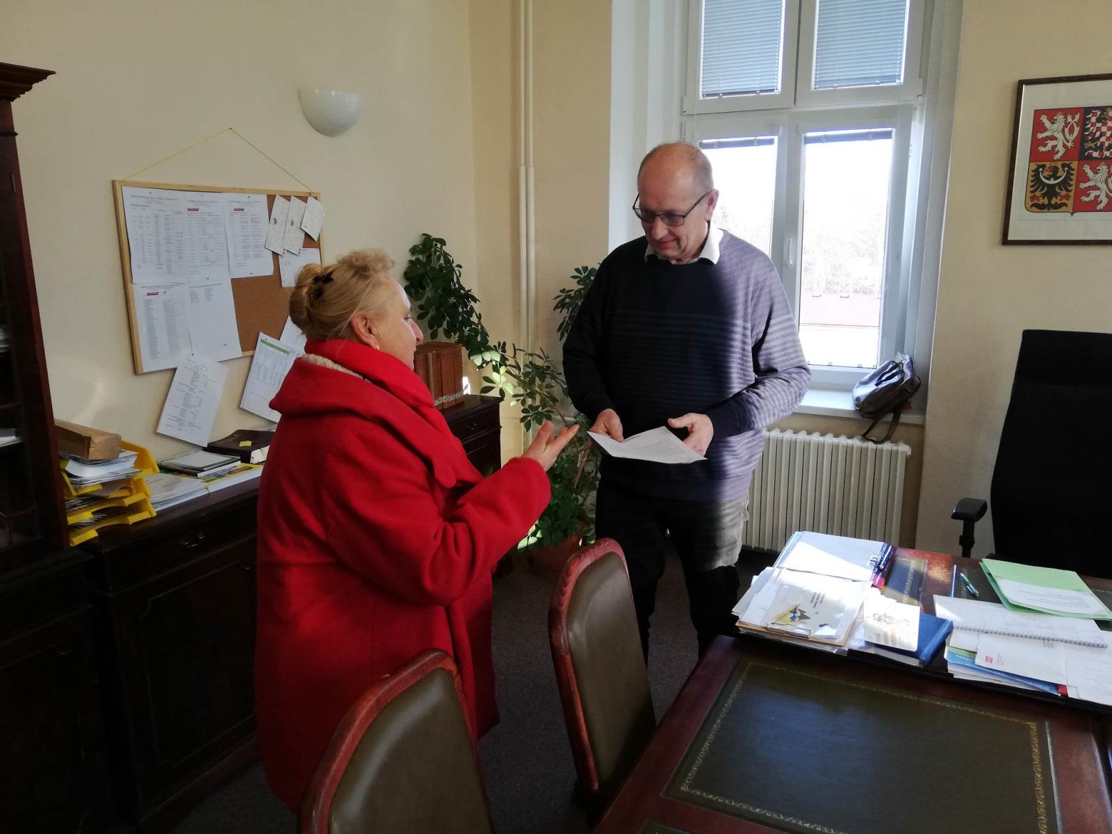 SZŠ Čáslav - ředitelka ÚO PČR Kutná Hora a ředitel školy Ing. Jaromír Horníček