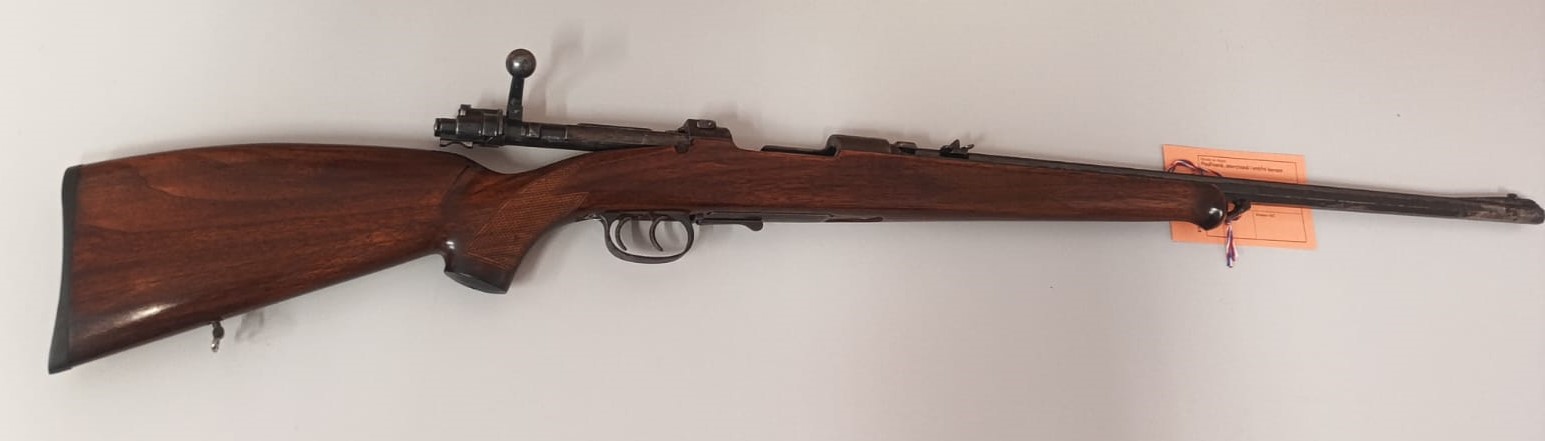 Samonabíjecí puška Mauser 98