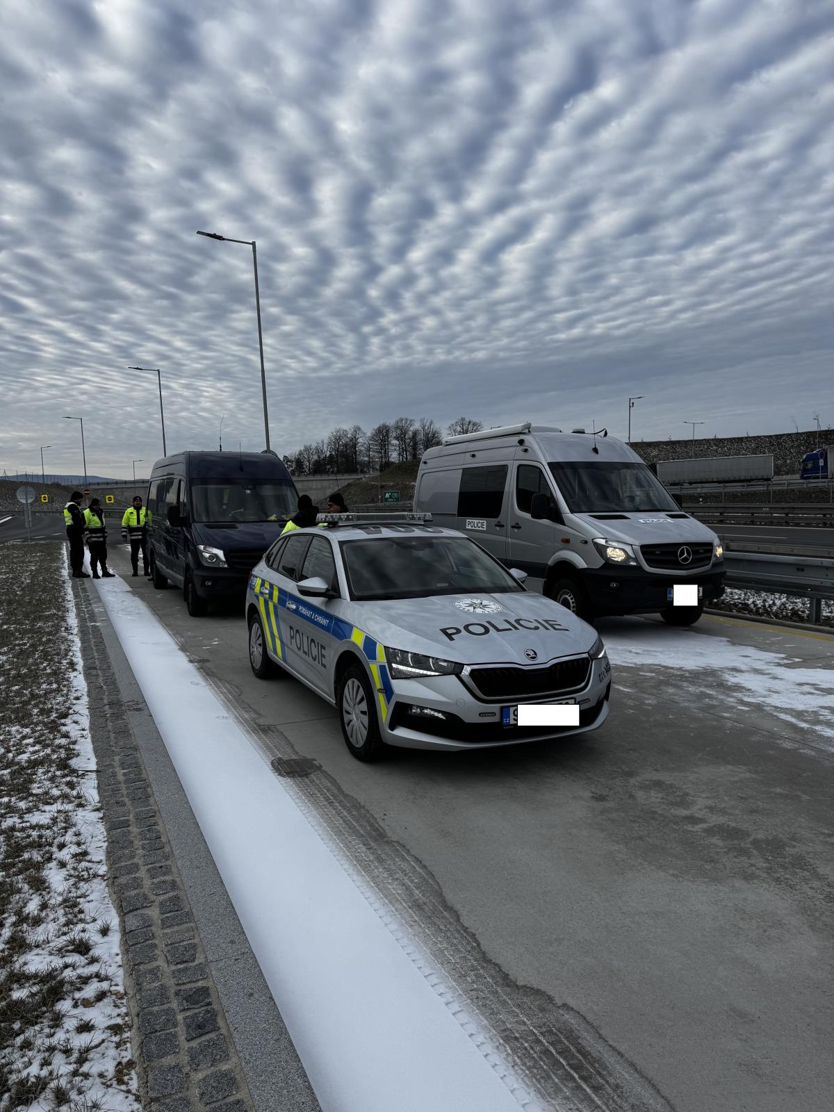 Schengenské vnitrozemské pátrání na D3 1.jpg