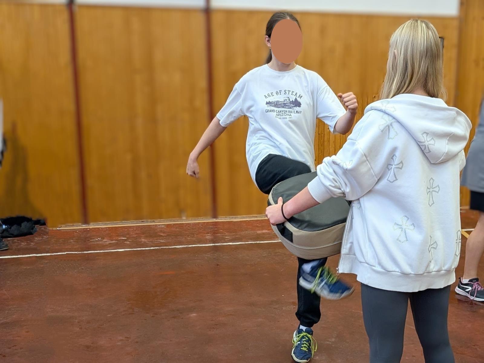 Seminář sebeobrany 12