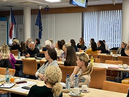 Semináře „Vzdělávání policejních specialistů v oblasti prevence kriminality – oběti trestných činů“