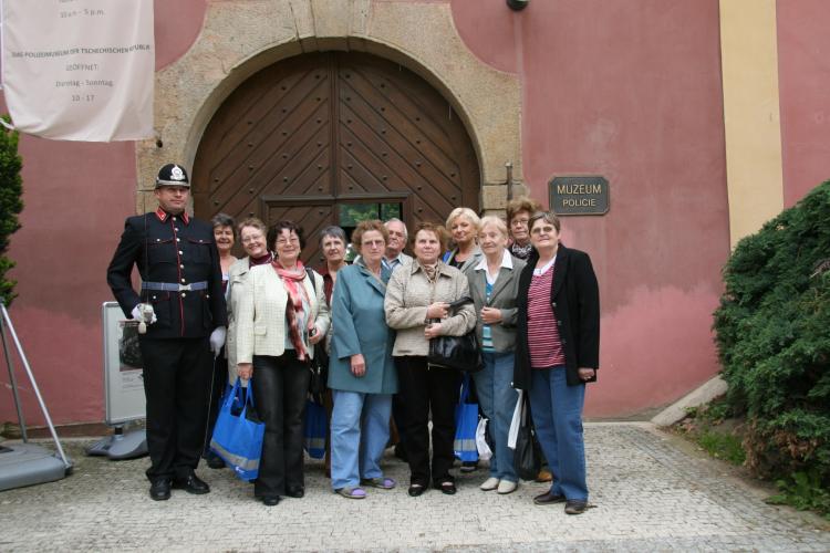 Senioři 17.