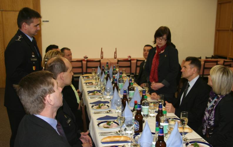 Setkání polské delegace s vedením pražské policie.jpg
