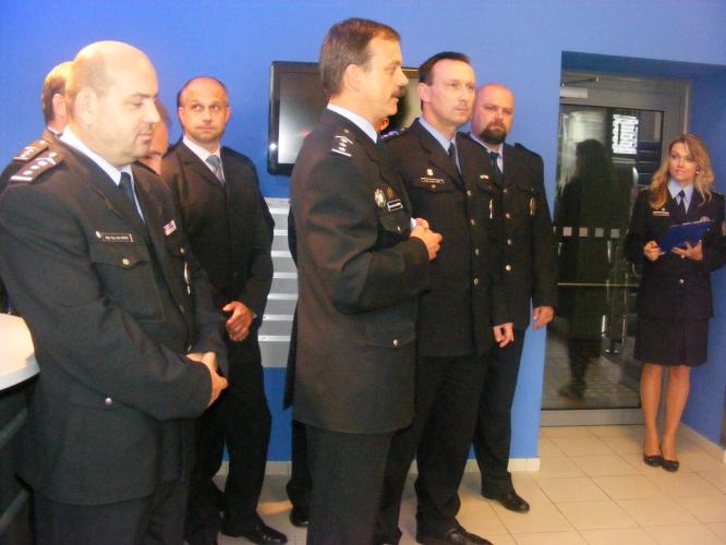 Slavnostní otevření Kontaktního a koordinačního centra v budově PČR, ÚO J.Hradec.JPG