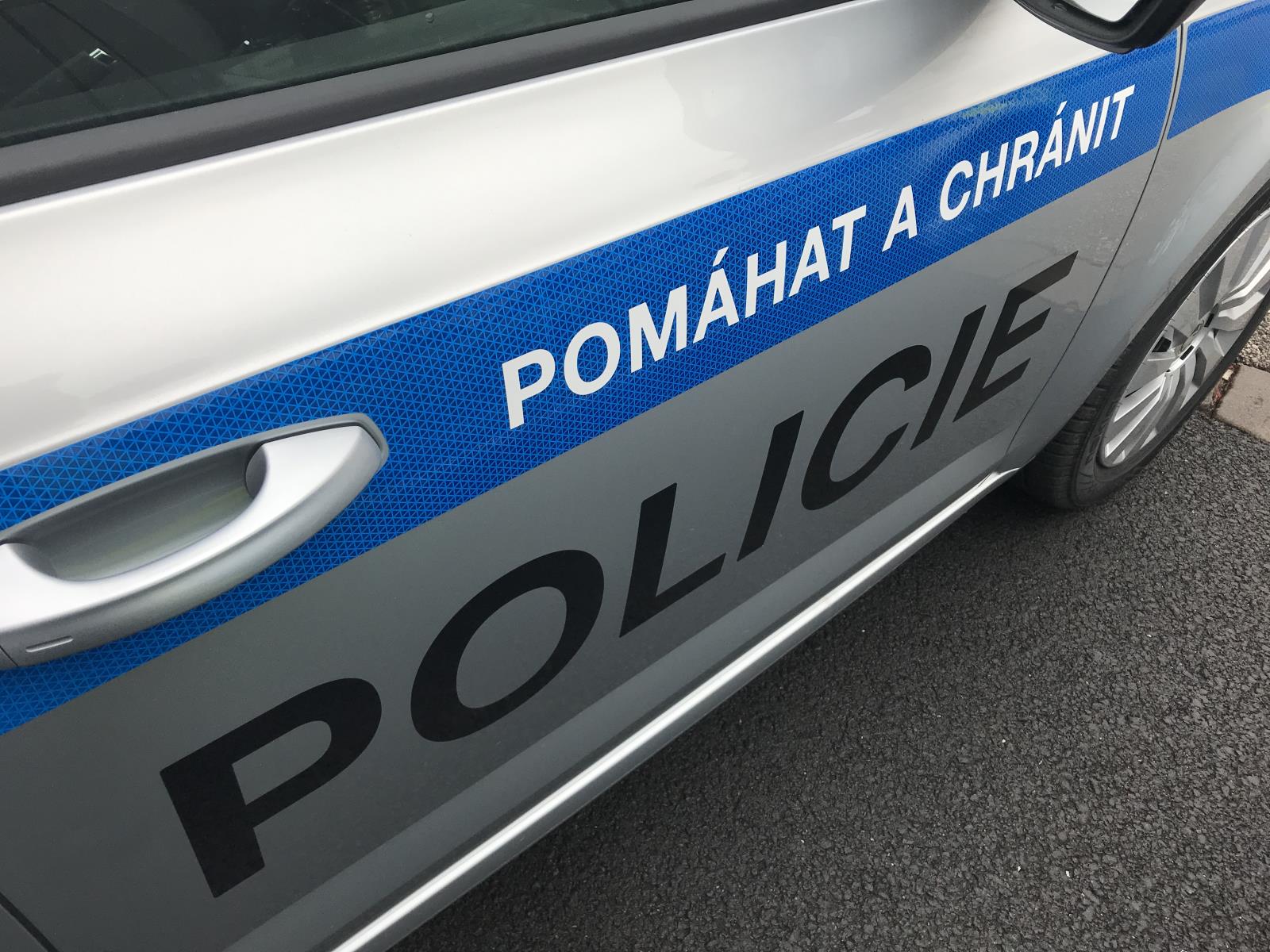 Slavnostní předání 23 policejních vozidel - 2
