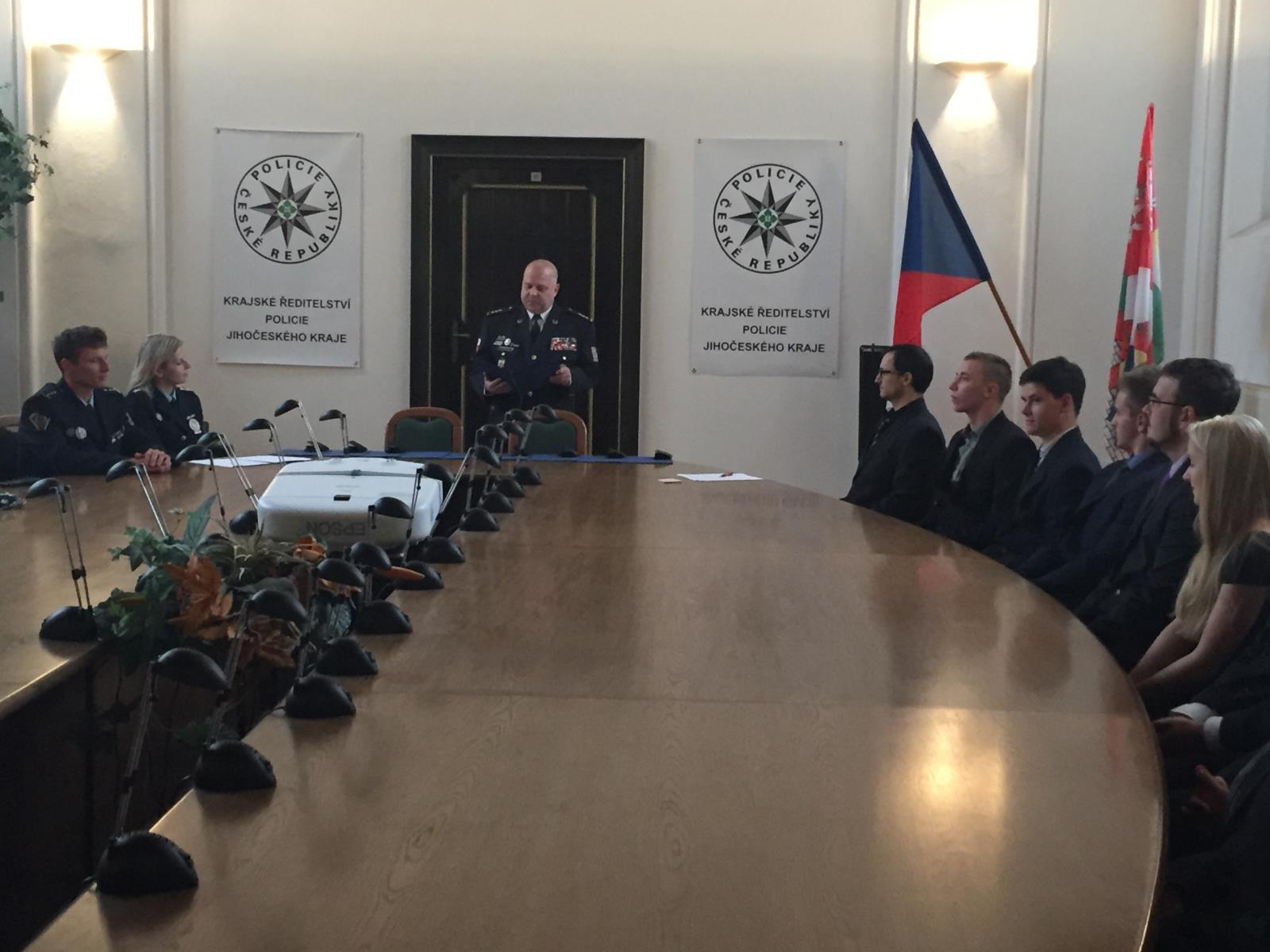 Služební slib V.JPG