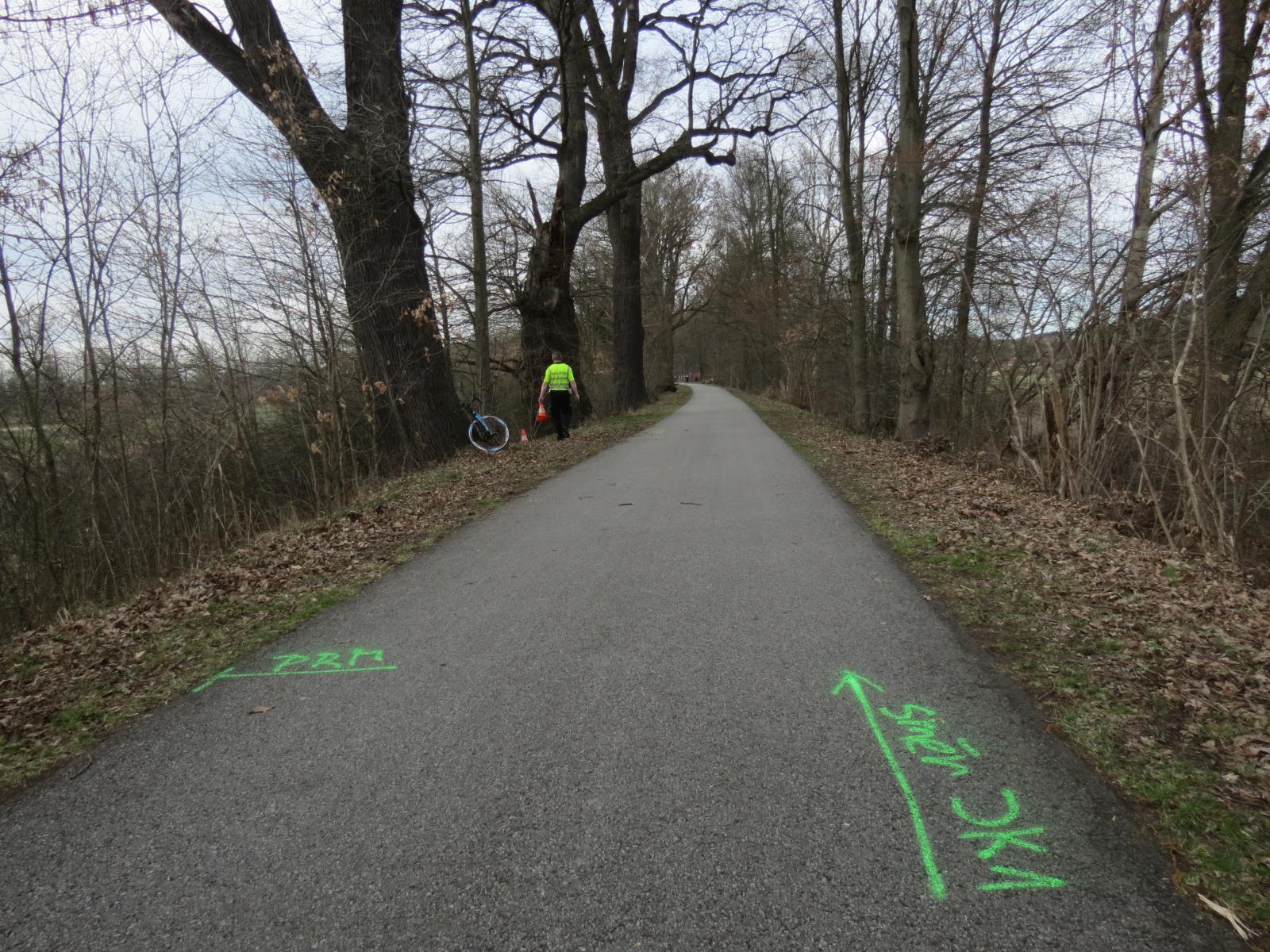 Střet cyklistů u Hluboké III.