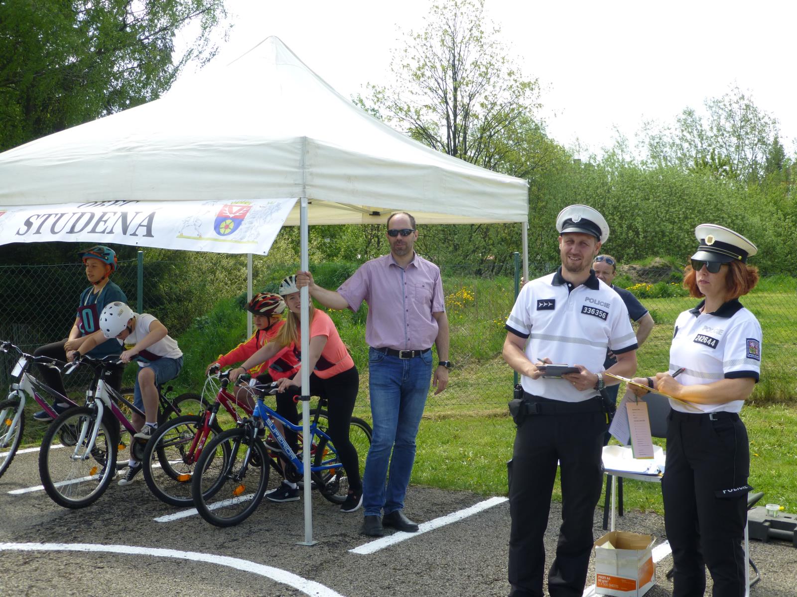 Studená - mladí cyklisté