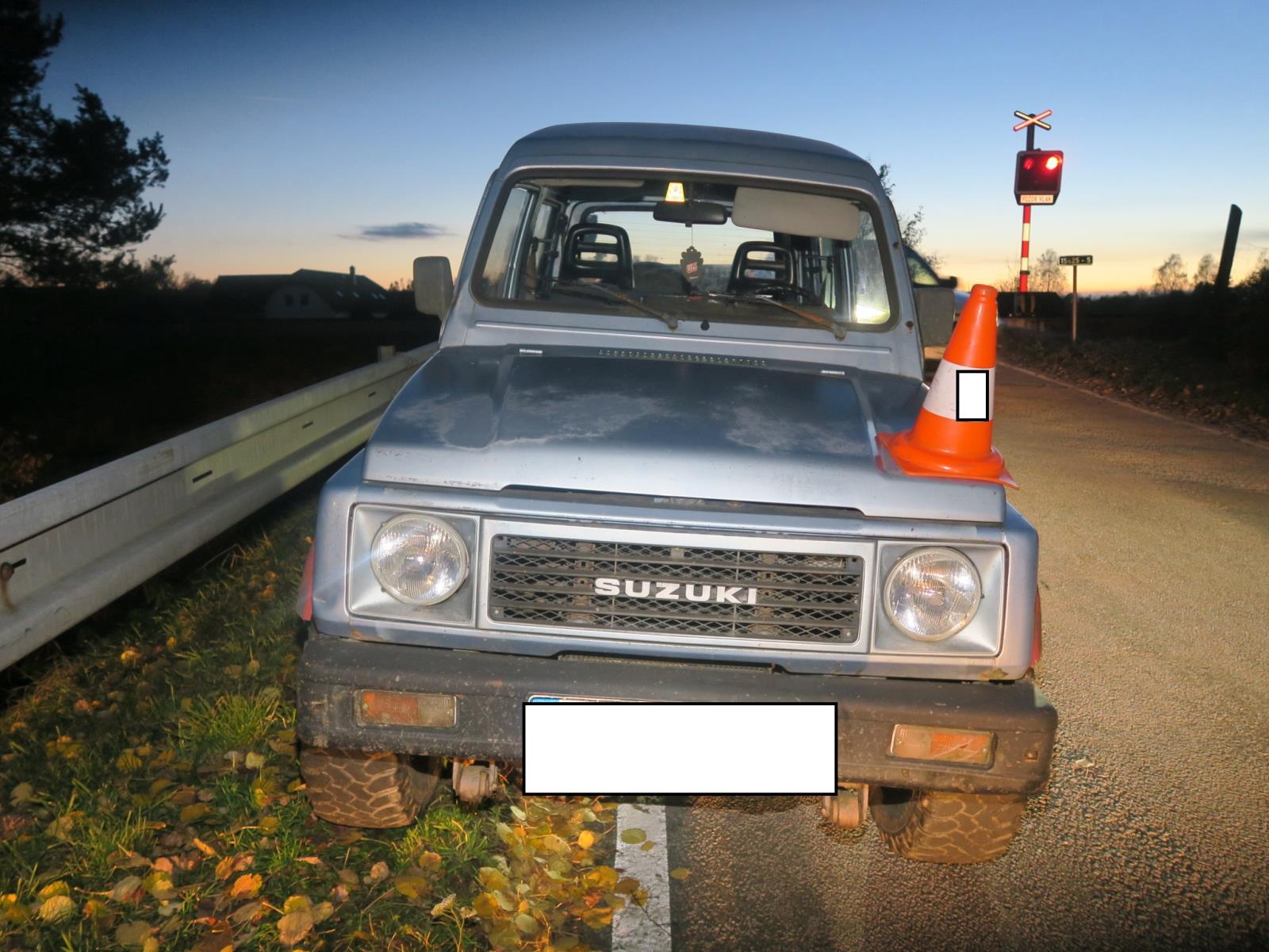 Suzuki Samurai.JPG