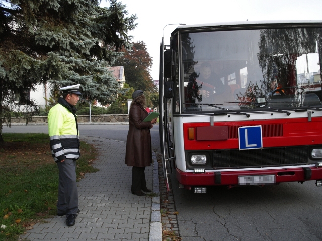 Taxíky a autoškoly