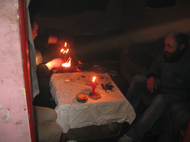 Topení ve squatu