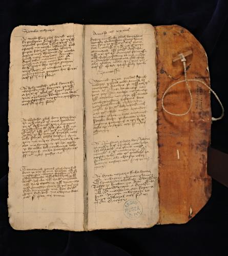 Trhová kniha_rozevřená.jpg