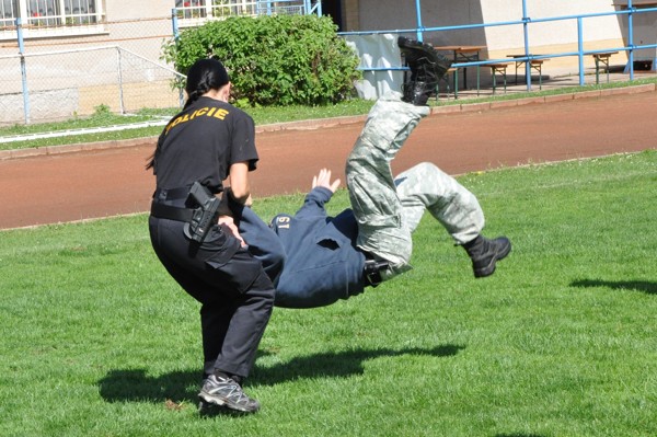 Ukázky policejních činností/008.jpg