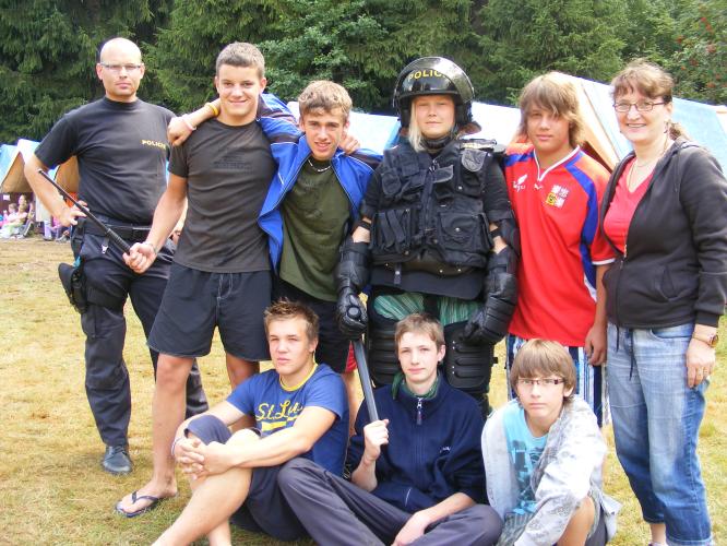 Ukázky práce jindřichohradecké policie  na LDT Osika .jpg