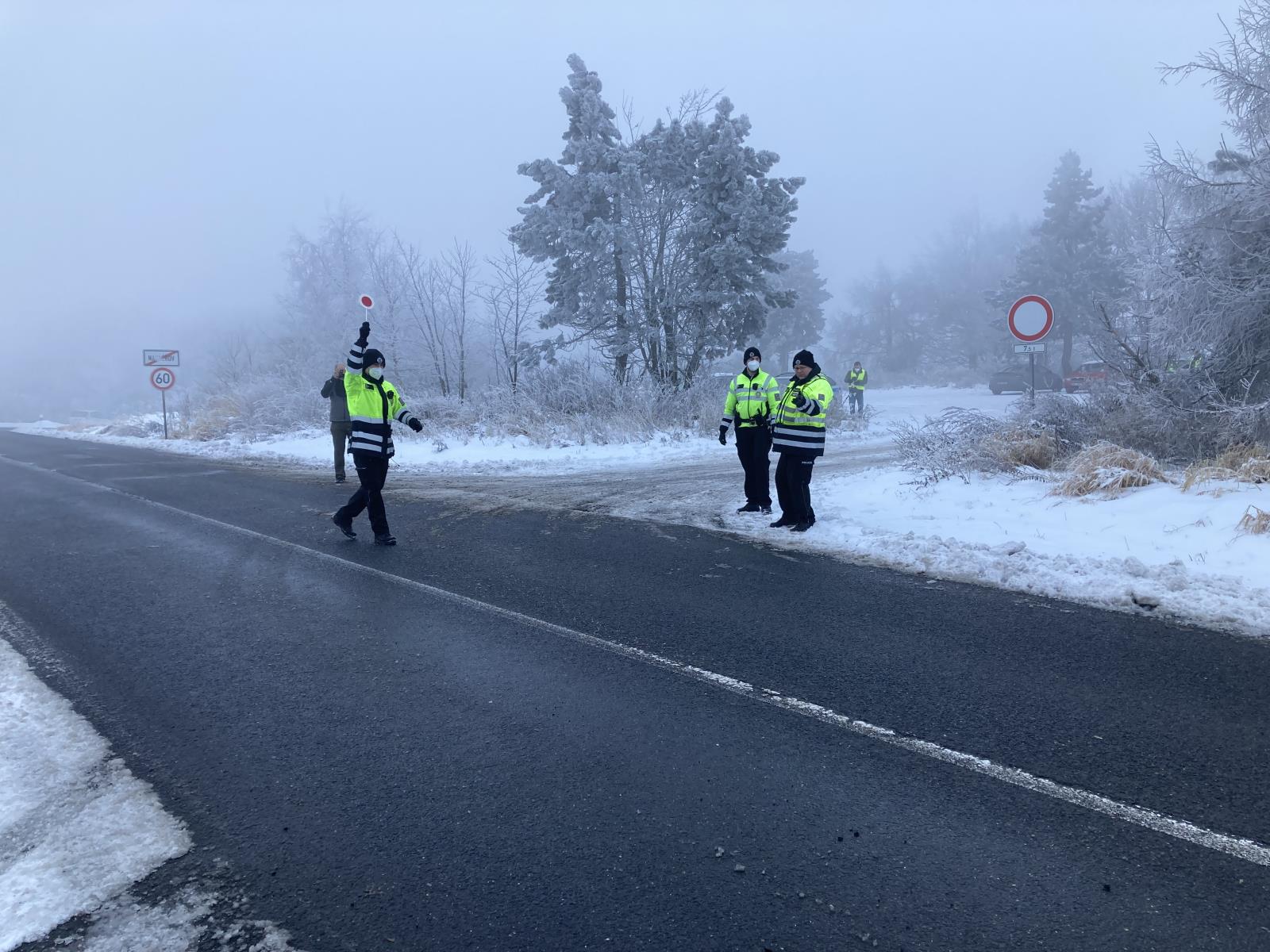 V zimě na silnicích.