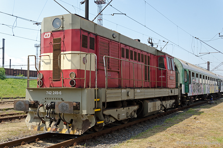 VLAK 2013 002