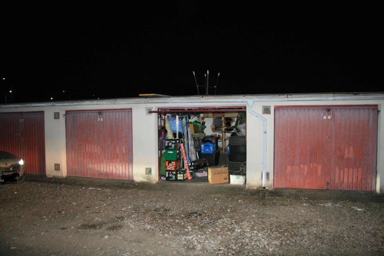 Vloupání do garáže 1.JPG