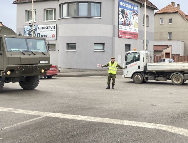 Výcvik vojenských regulovčíků - DI Tábor (4).JPG
