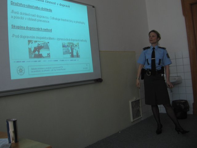 Vyšší odborná 4