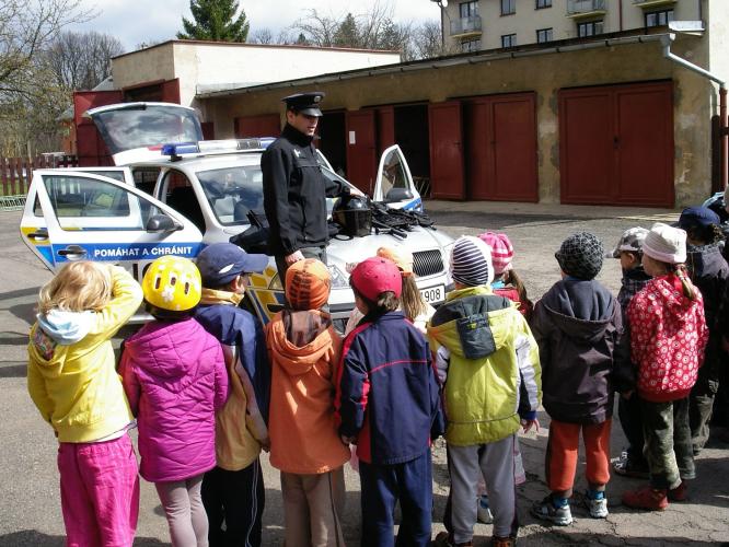 Výstroj pořádkového policisty 2