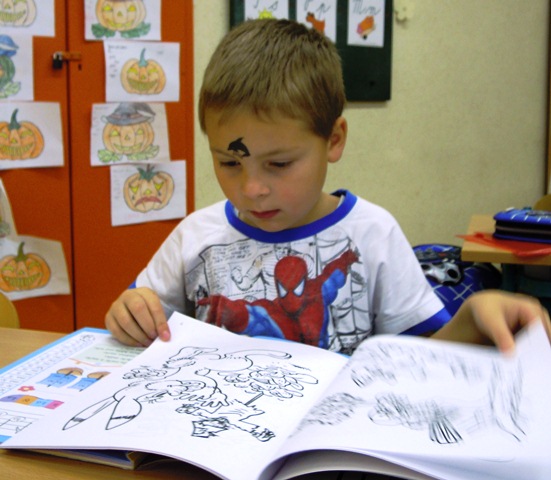 Výtvarná soutěž "Bezpečná cesta do školy"