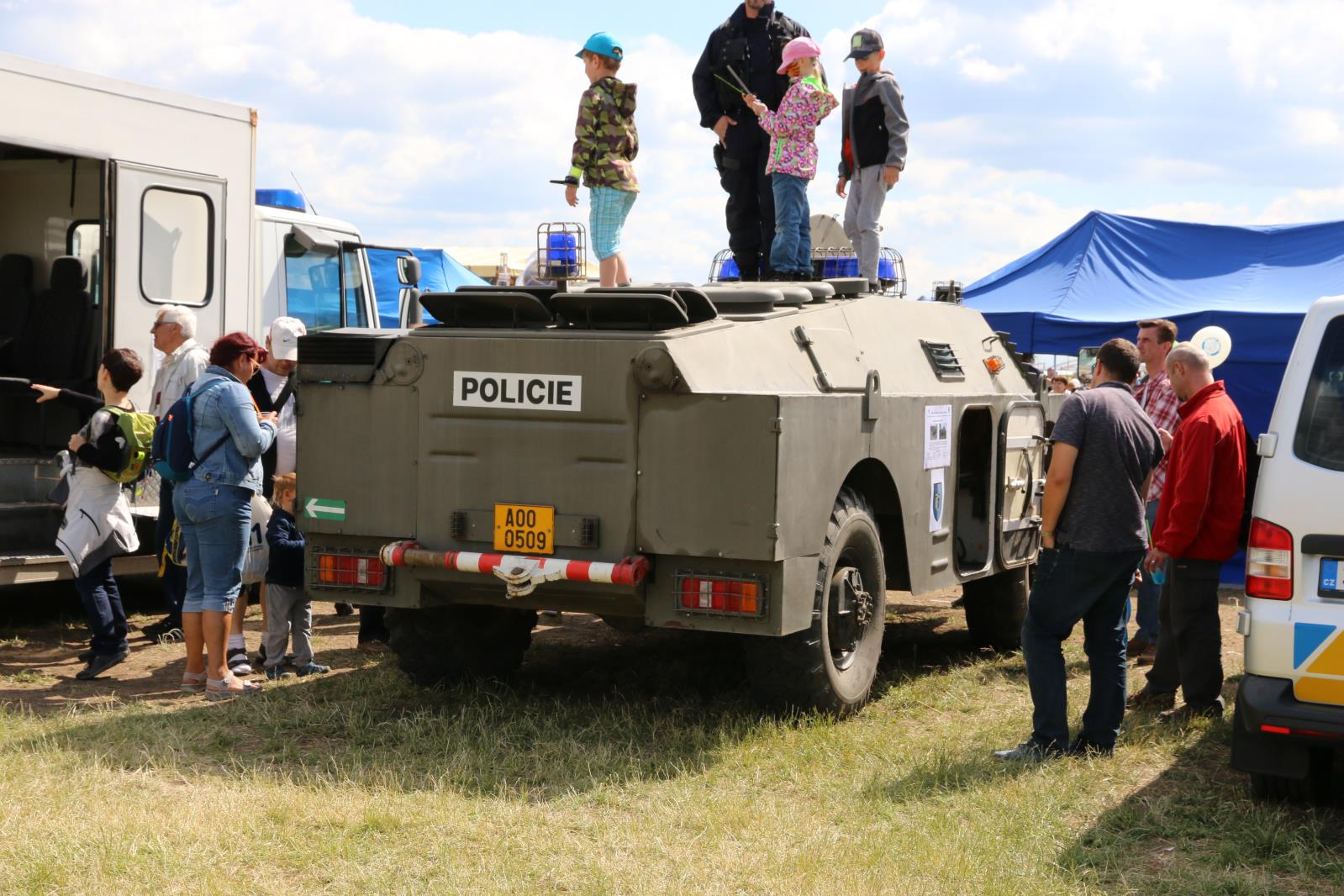 X. Den s policií (089).JPG