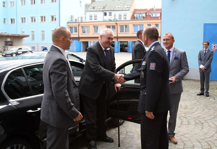 Z návštěvy prezidenta republiky I
