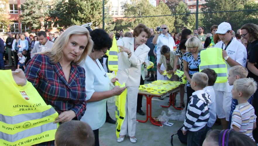 ZŠ Chmelnice 002.jpg