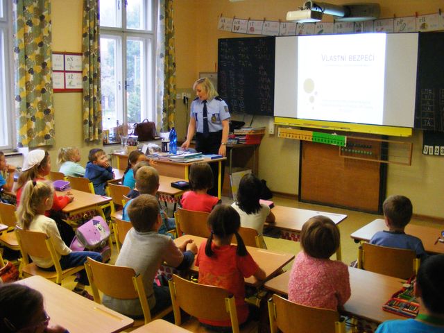 ZŠ Horní Planá - I.st. 8.10.2013 - 1.JPG