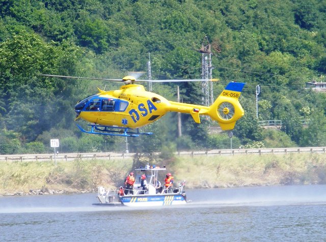 Záchrana z vodního toku 