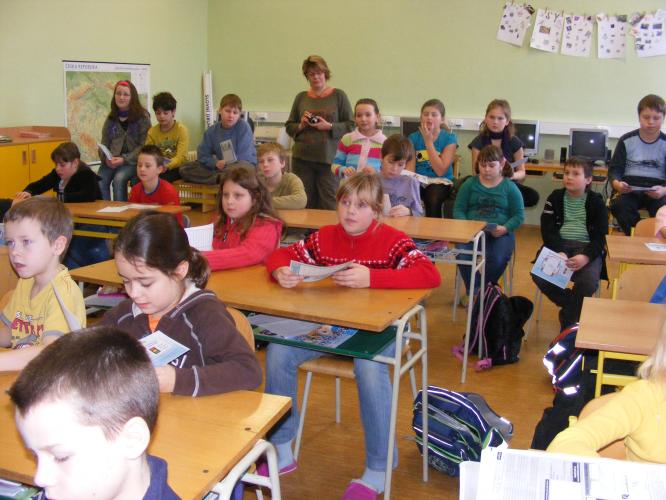 Žáci ZŠ Velká Dobrá 1.až 5. ročník