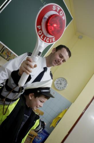 Základní škola ZÁVODU MÍRU 24.11.2009 (20)