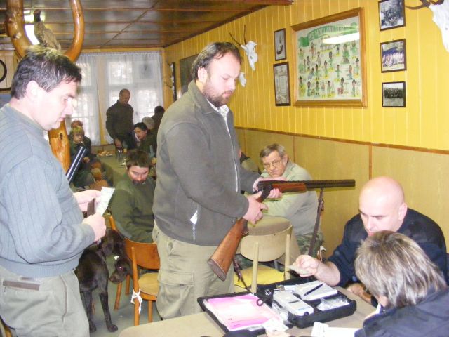 Zbraně musí být vybité