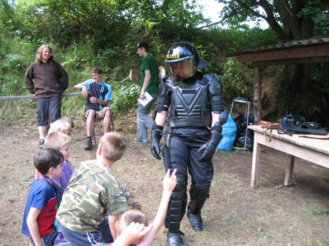 ženy u policie se mužům vyrovnají