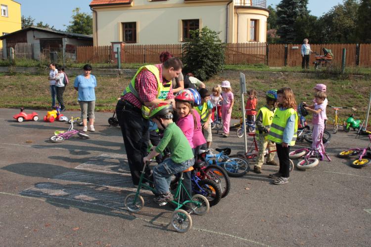 Zebra se za tebe nerozhlédne