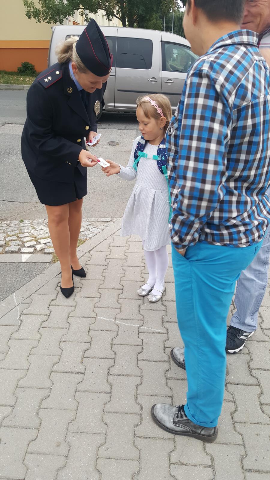 Zebra se za tebe nerozhlédne