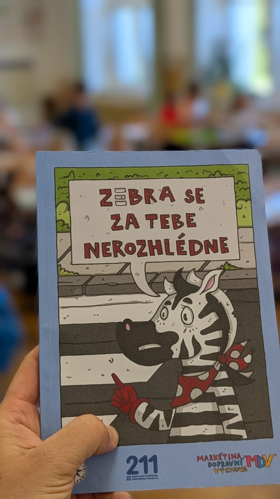 Zebra se za tebe nerozhledne (3).jpg
