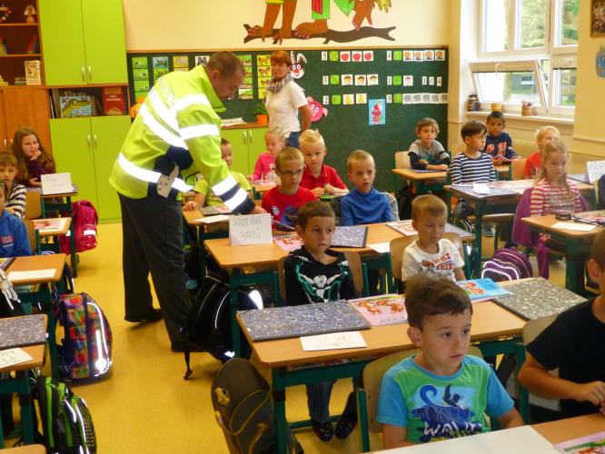 Zebra se za tebe nerozhlédne  v J.Hradci - křižovatka U Trojice .JPG