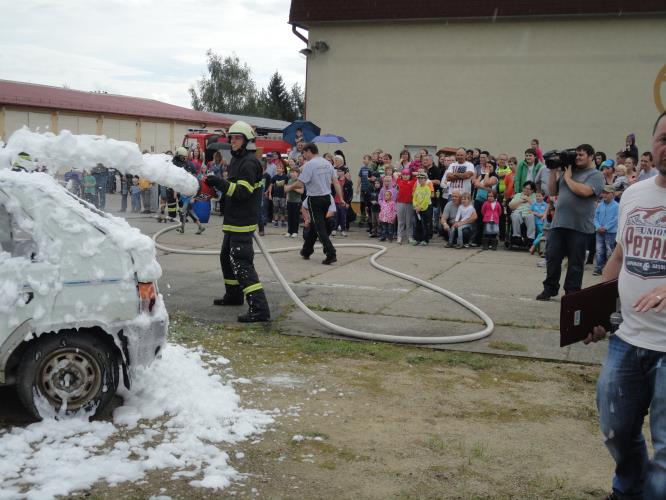 Zkus být hasičem, policistou, záchranářem.JPG