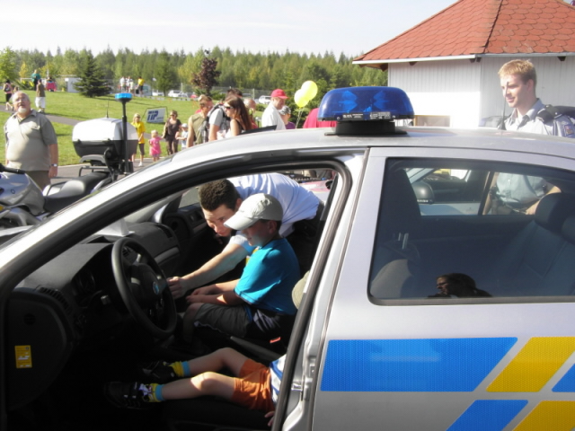 Značný zájem byl i o policejní auto