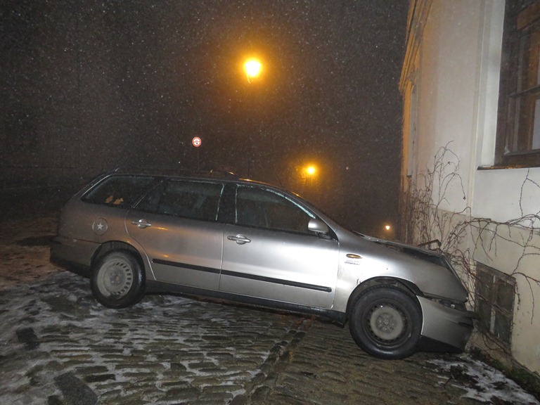 Znojmo, Mikulášské náměstí