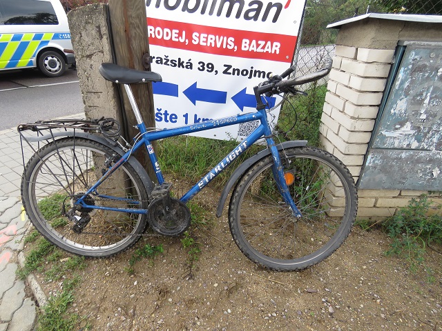 Znojmo - Přímětice, ulice Hlavní (2)