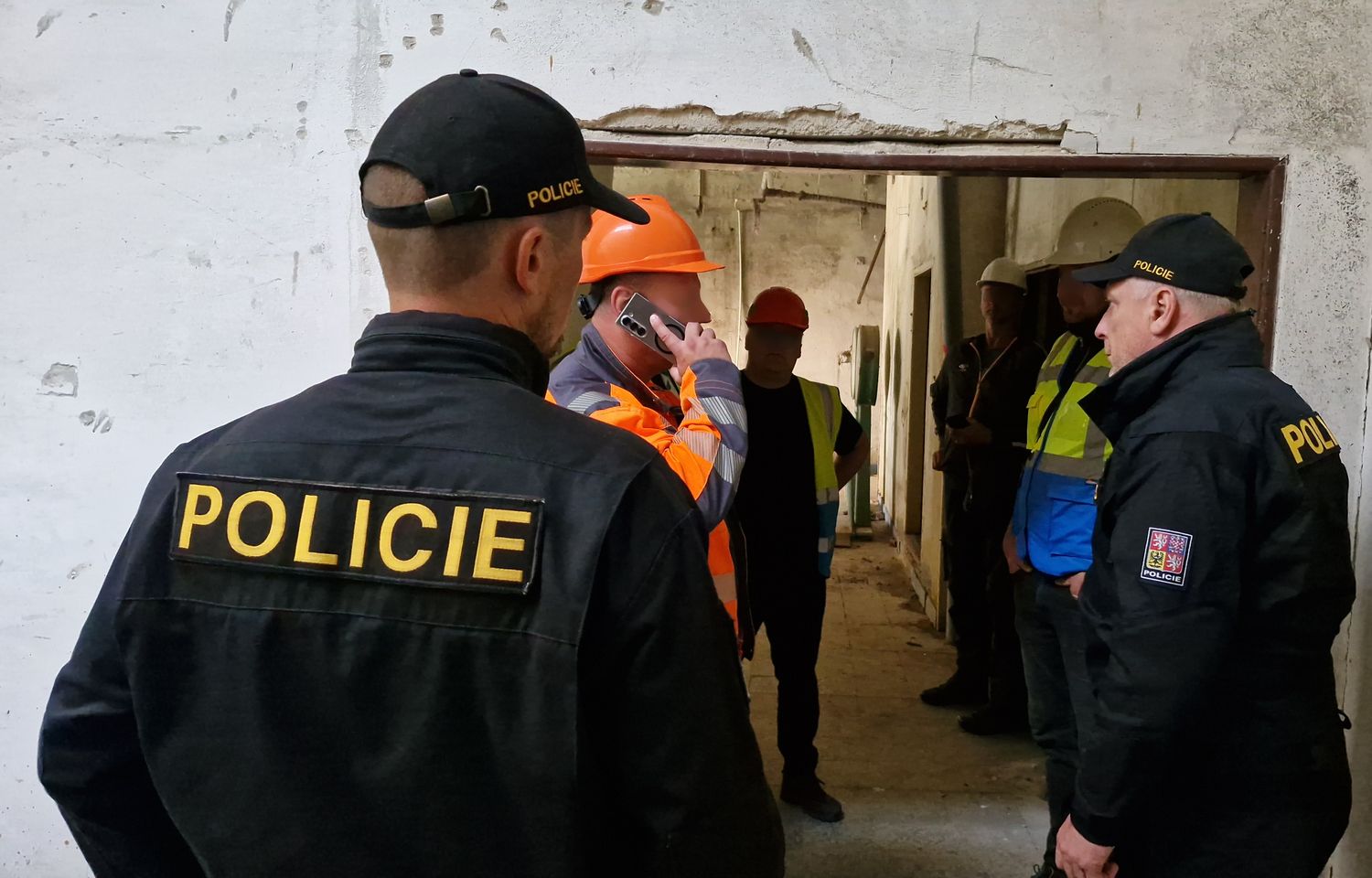 _cizinecká_kontroly (1).jpg