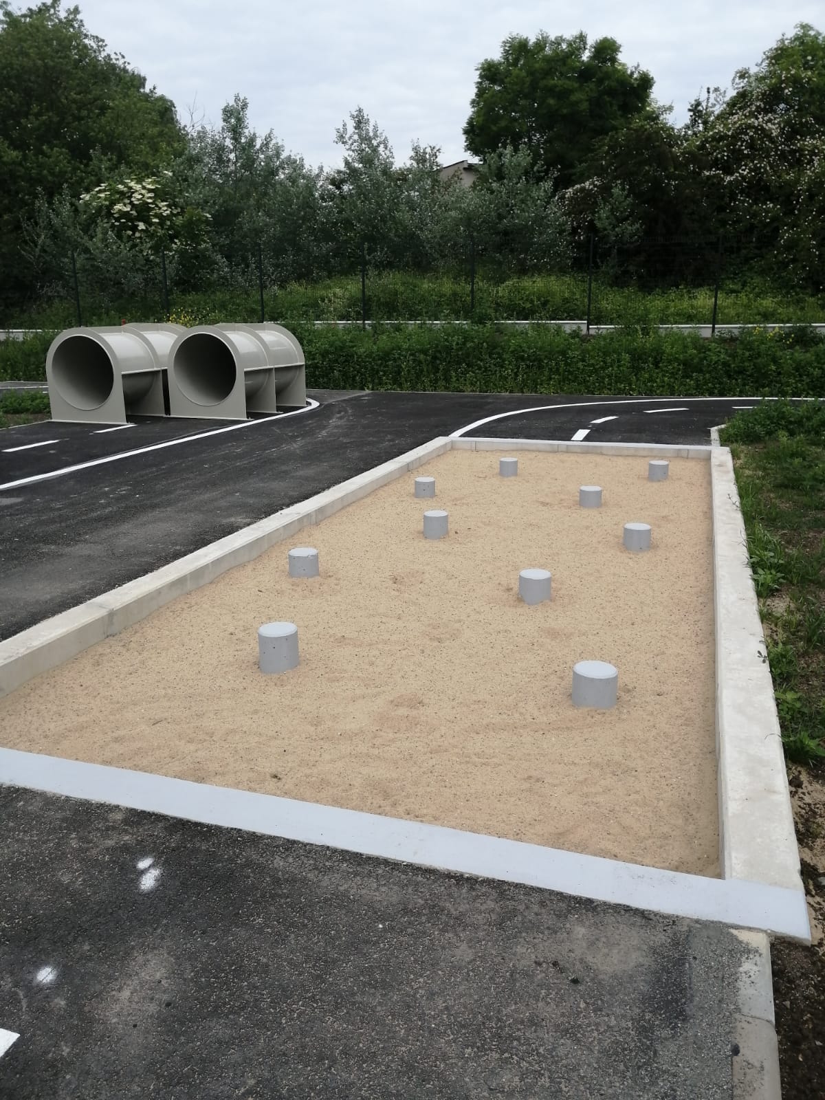 červen 2023