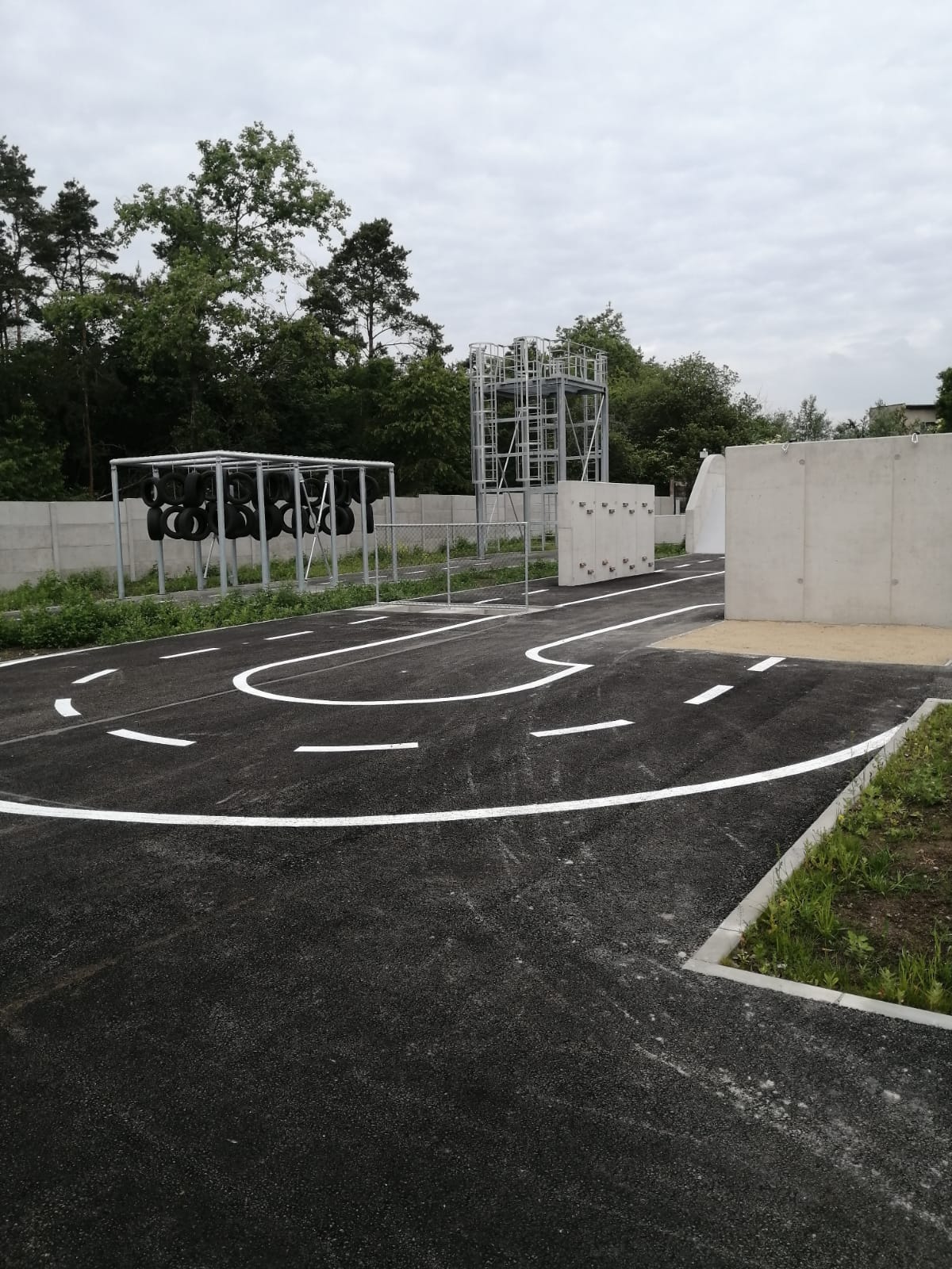 červen 2023