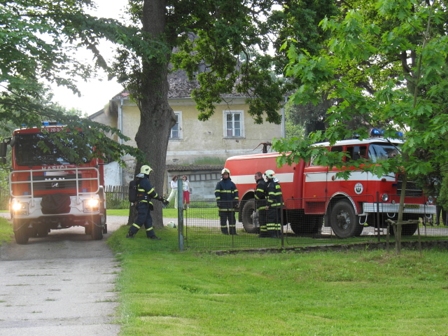 cvičení požár na ZŠ